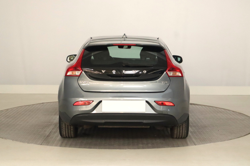Volvo V40, 2019