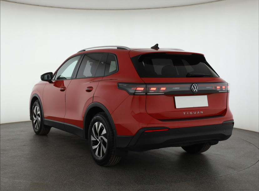 Volkswagen Tiguan, 2024