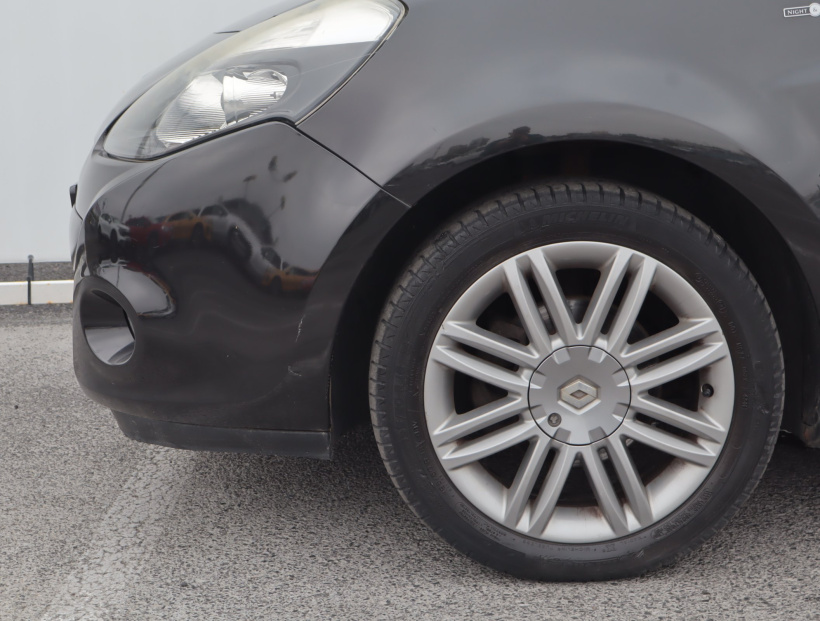 Renault Clio, 2013 – zdjęcie 17
