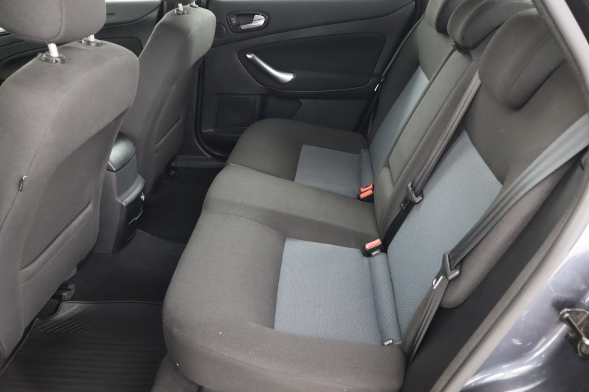 Ford Mondeo, 2010