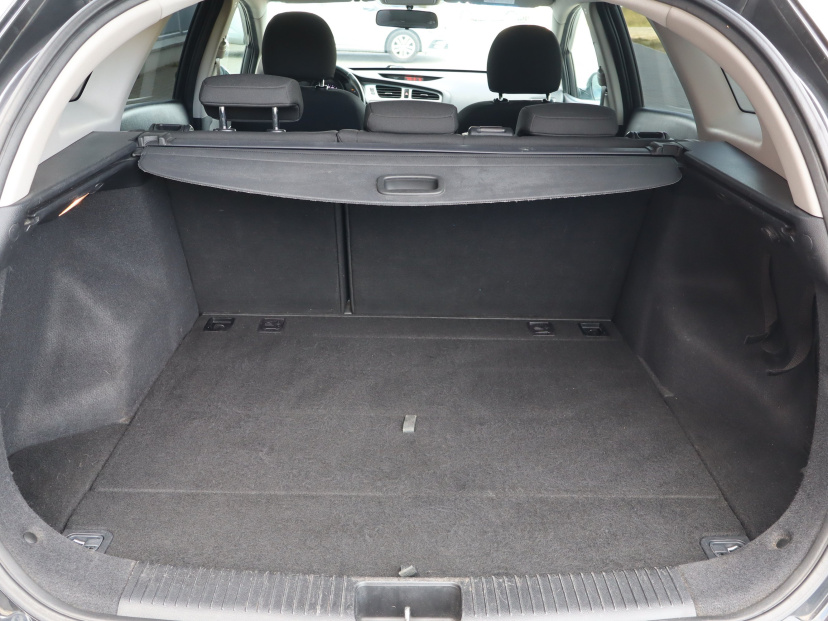 Kia Ceed, 2013