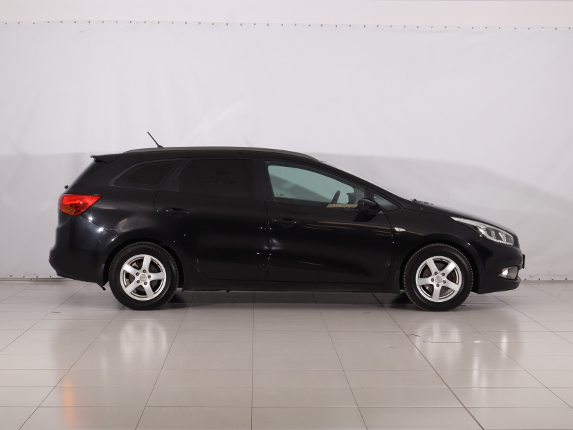Kia Ceed, 2013
