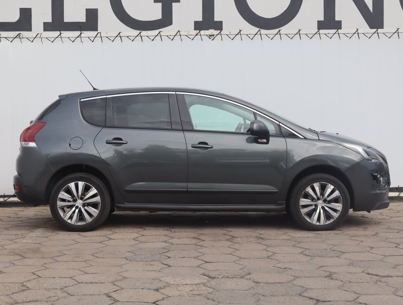 Peugeot 3008, 2015