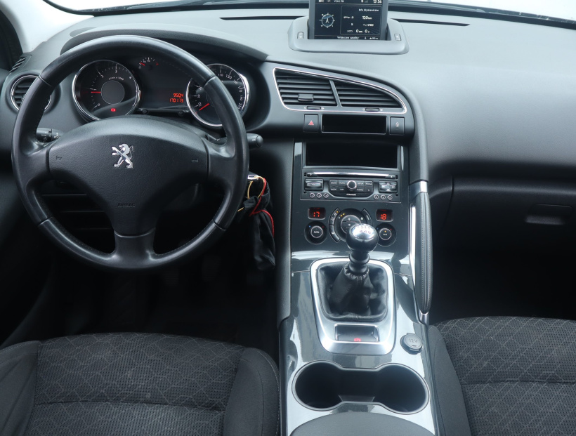 Peugeot 3008, 2015