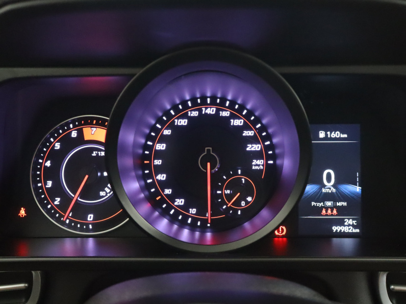 Hyundai Elantra, 2022