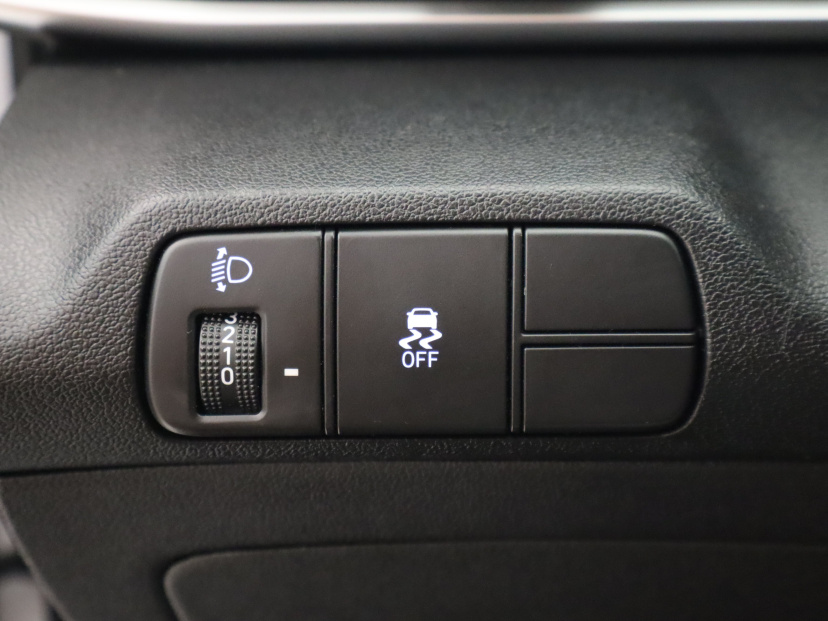 Hyundai Elantra, 2022