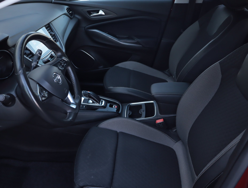 Opel Grandland, 2020
