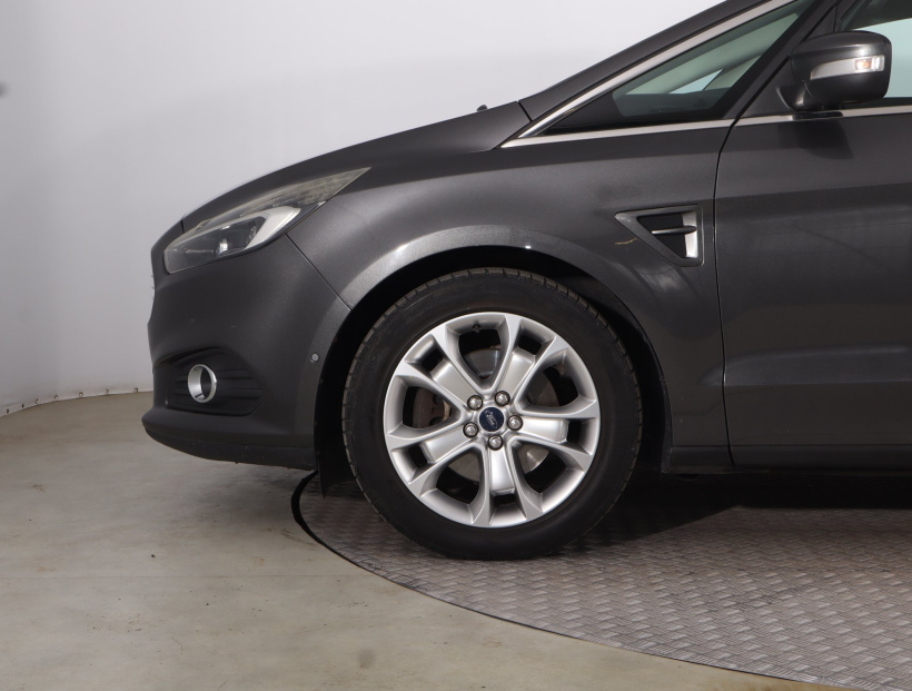 Ford S-Max, 2016