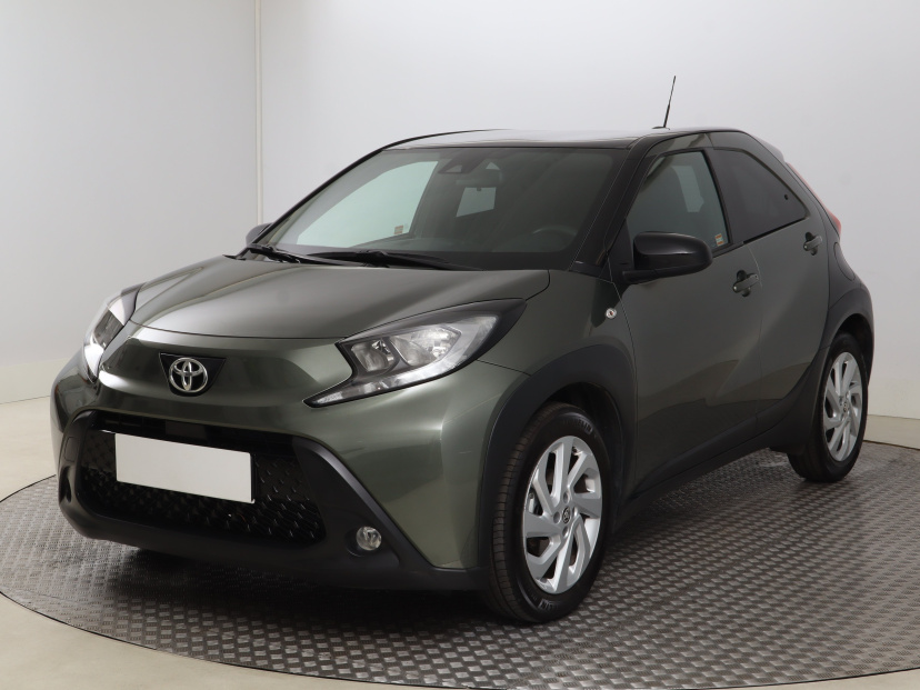 Toyota Aygo X, 2022