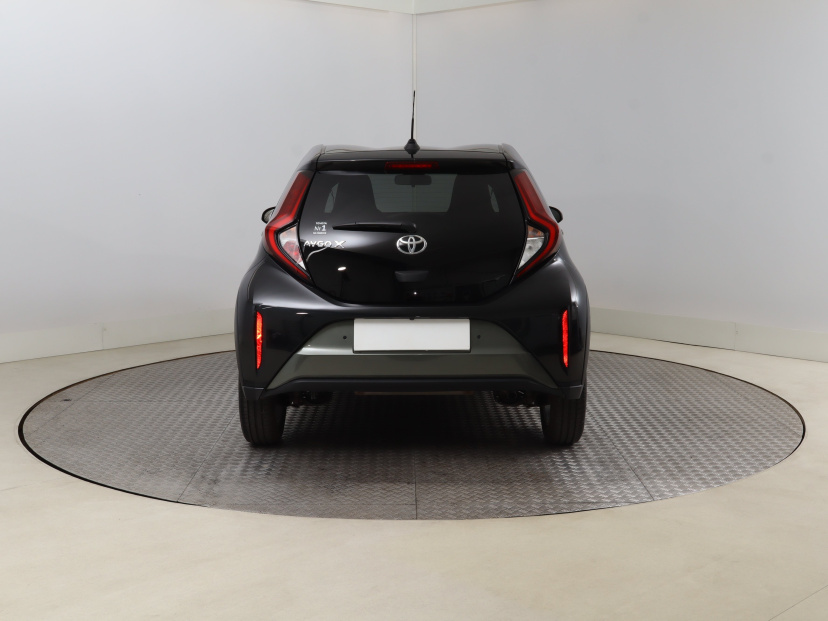 Toyota Aygo X, 2022