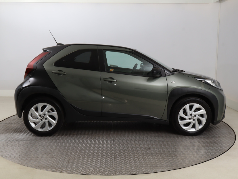 Toyota Aygo X, 2022