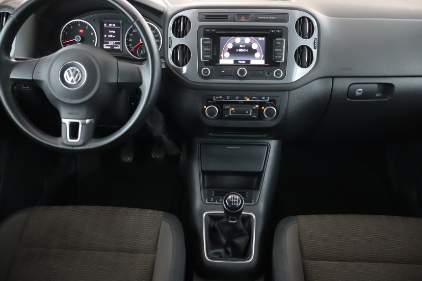 Volkswagen Tiguan, 2012