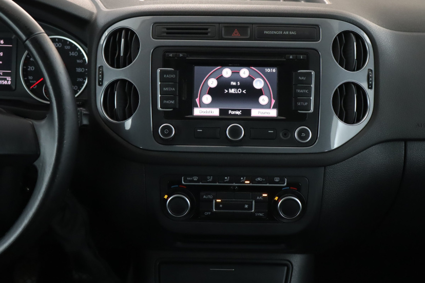 Volkswagen Tiguan, 2012