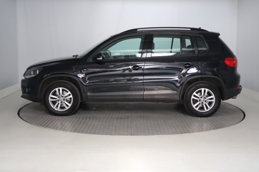 Volkswagen Tiguan, 2012