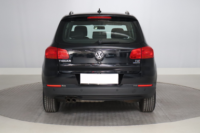 Volkswagen Tiguan, 2012