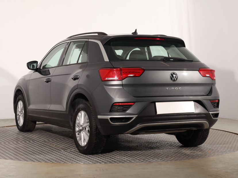 Volkswagen T-Roc, 2021