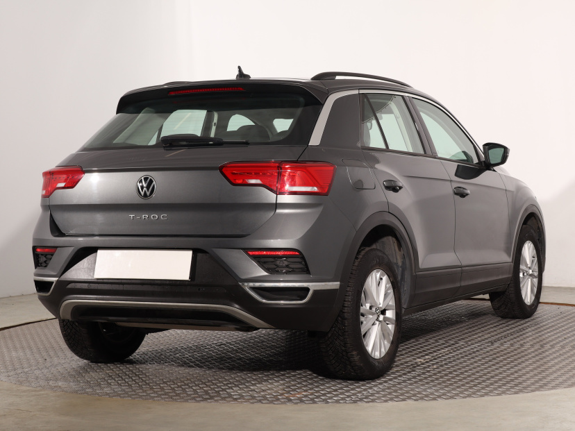 Volkswagen T-Roc, 2021