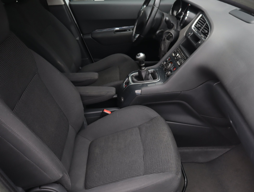 Peugeot 5008, 2014