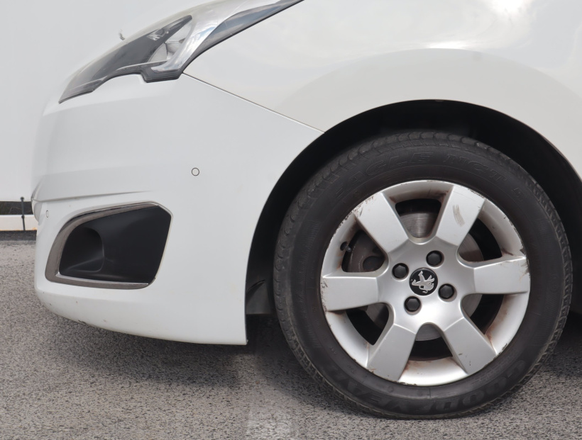 Peugeot 5008, 2014