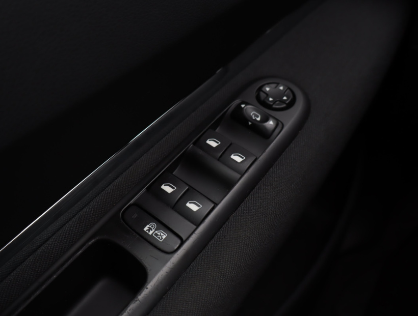 Peugeot 5008, 2014