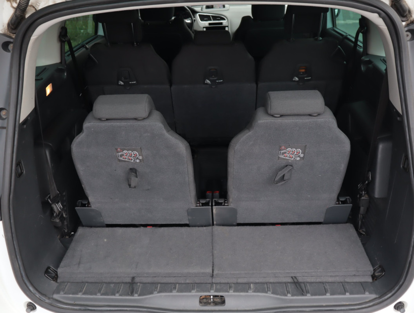 Peugeot 5008, 2014