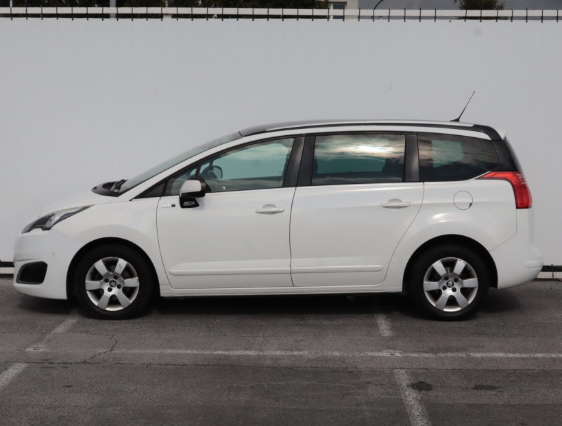 Peugeot 5008, 2014