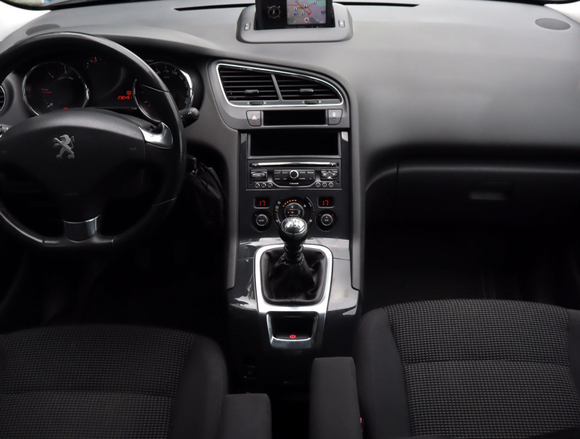 Peugeot 5008, 2014
