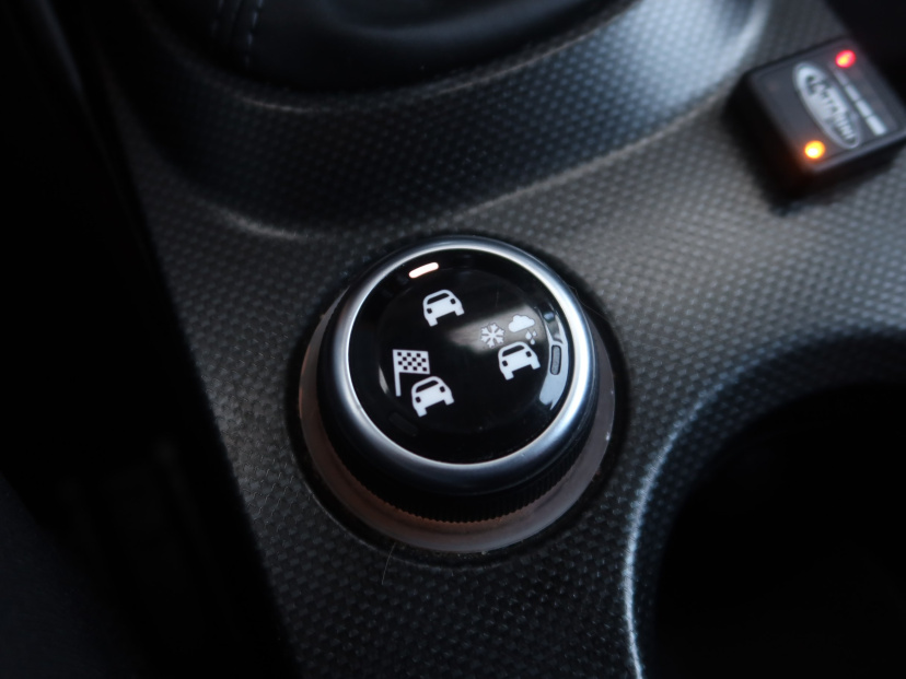 Fiat 500X, 2015