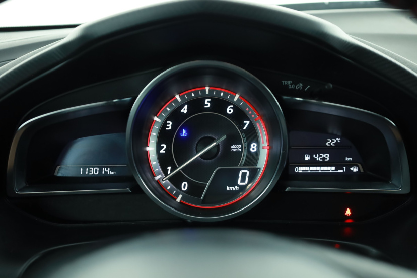 Mazda 3, 2015