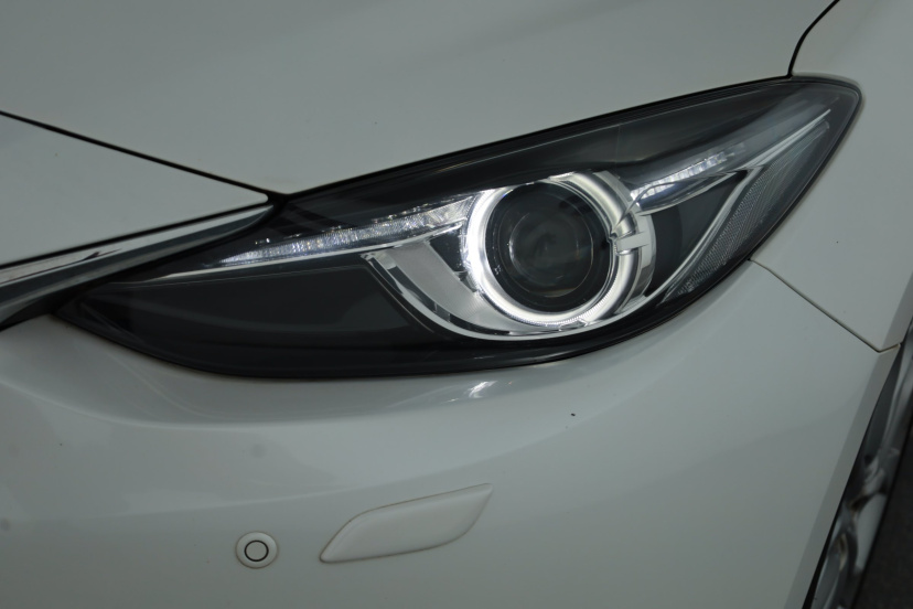 Mazda 3, 2015
