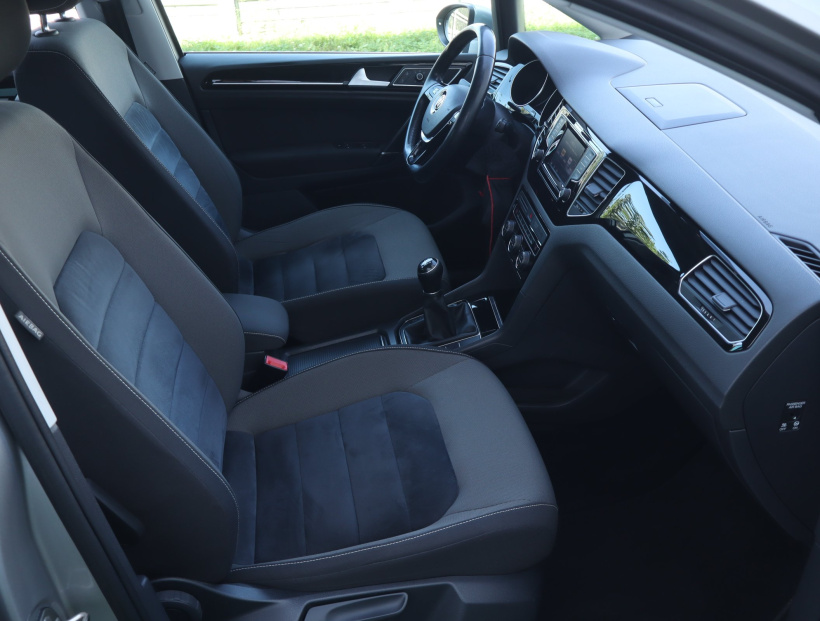 Volkswagen Golf Sportsvan, 2015