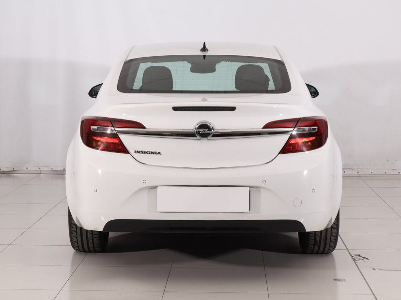 Opel Insignia, 2016
