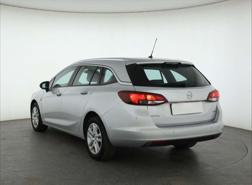 Opel Astra, 2016