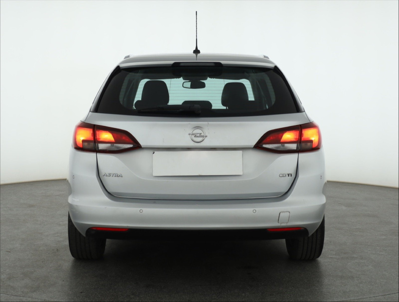 Opel Astra, 2016