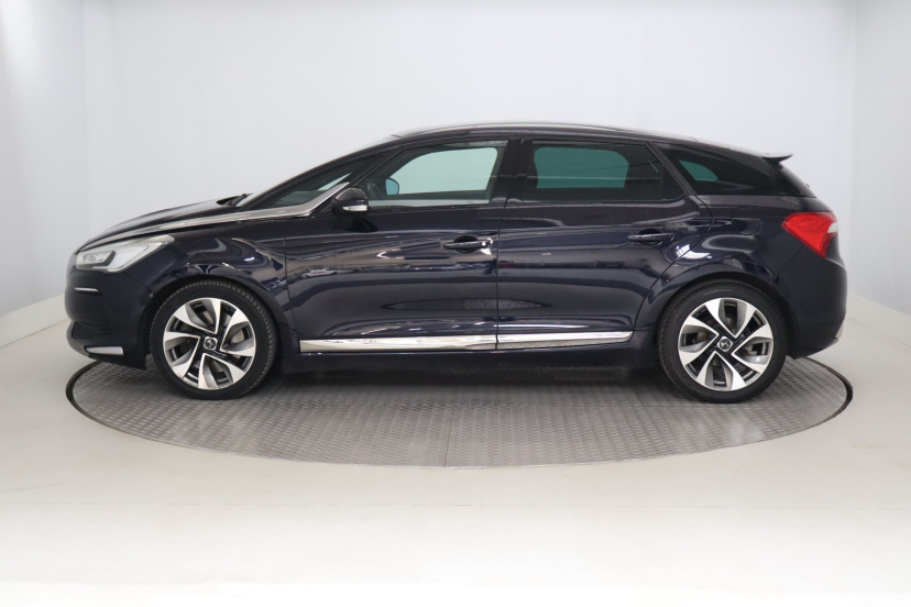 DS 5, 2016