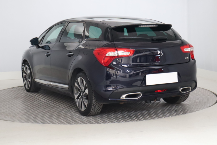 DS 5, 2016