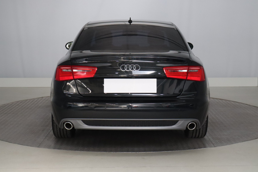 Audi A6, 2011