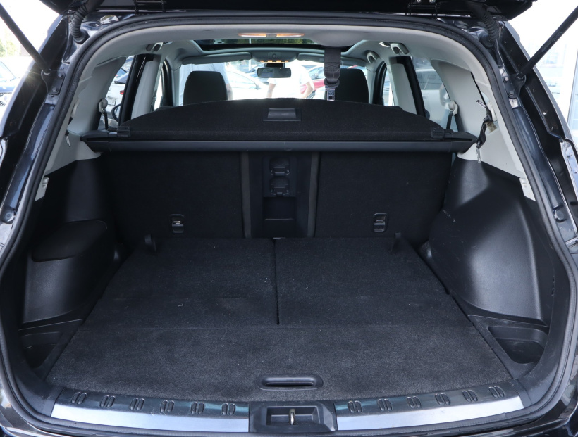 Nissan Qashqai+2, 2012