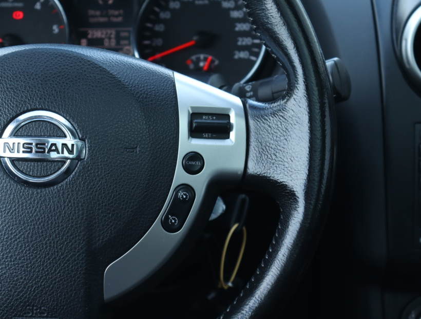 Nissan Qashqai+2, 2012