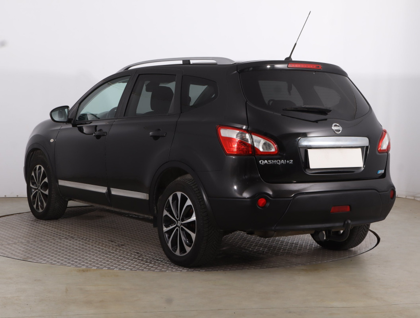 Nissan Qashqai+2, 2012