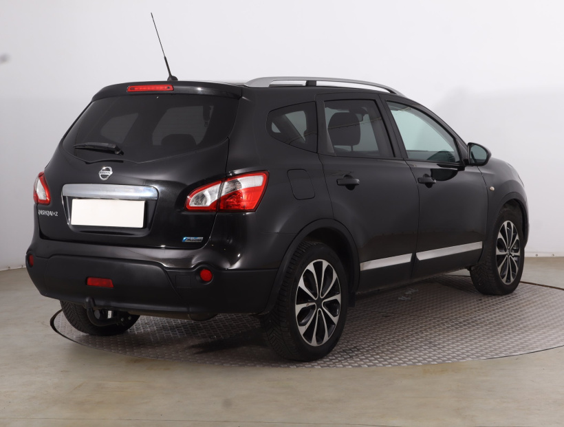 Nissan Qashqai+2, 2012