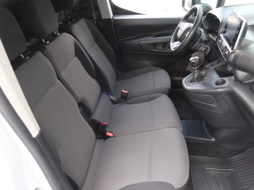 Toyota ProAce City, 2024