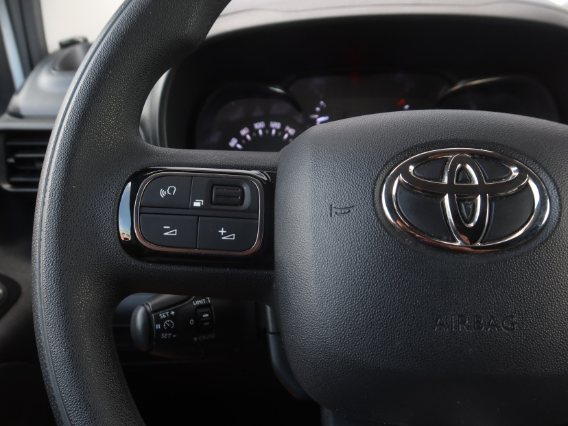 Toyota ProAce City, 2024