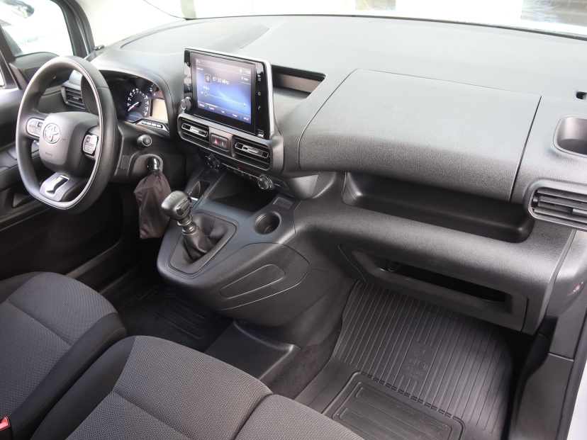 Toyota ProAce City, 2024