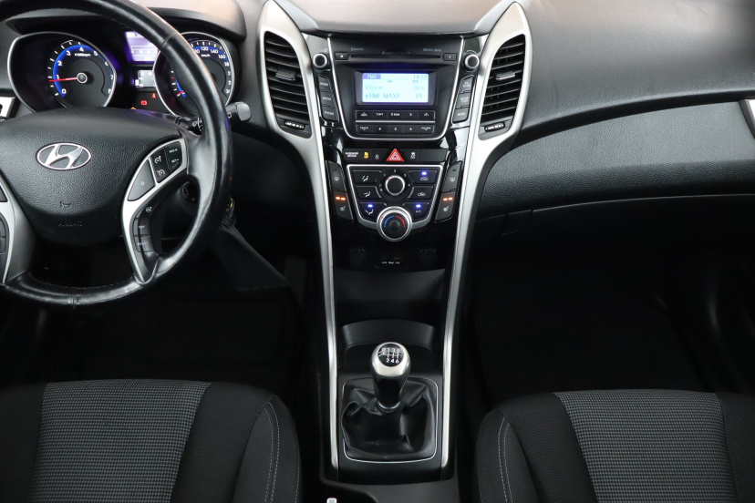 Hyundai i30, 2013