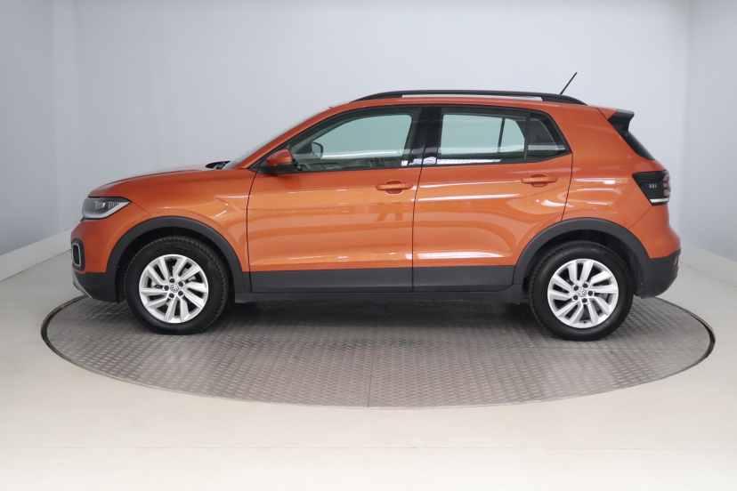 Volkswagen T-Cross, 2019