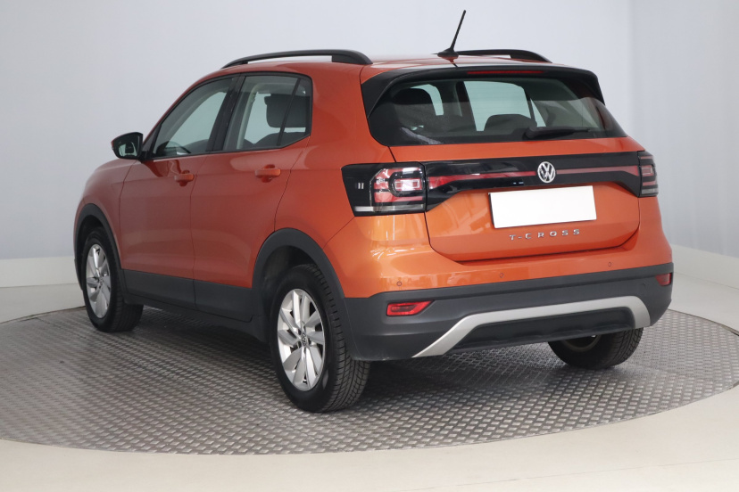 Volkswagen T-Cross, 2019