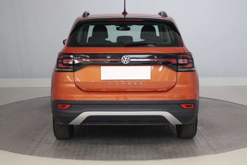 Volkswagen T-Cross, 2019