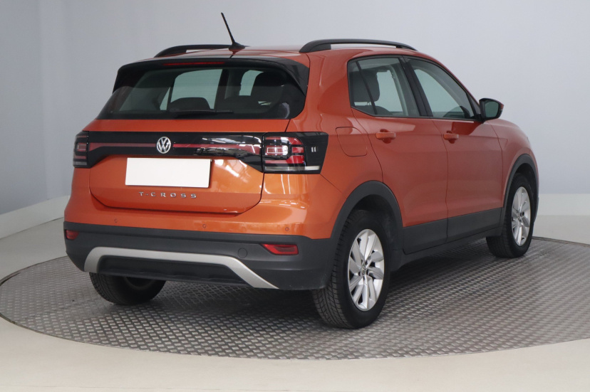 Volkswagen T-Cross, 2019