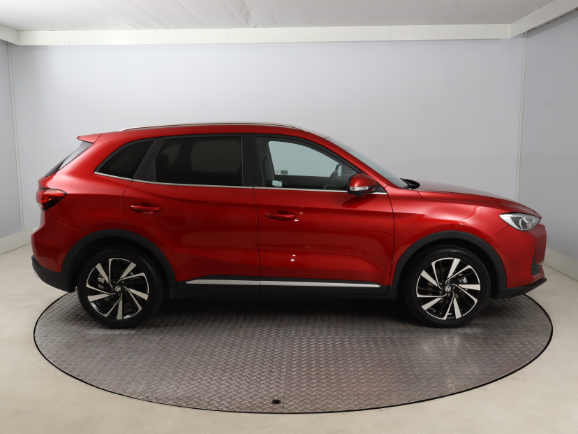 MG ZS SUV, 2025